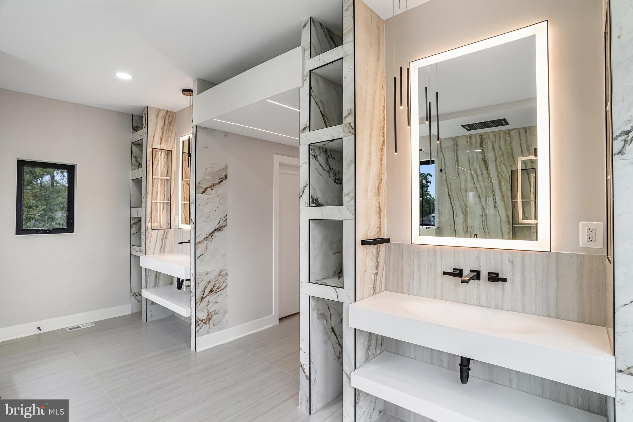 ASHTON HEIGHTS - Residential Lease