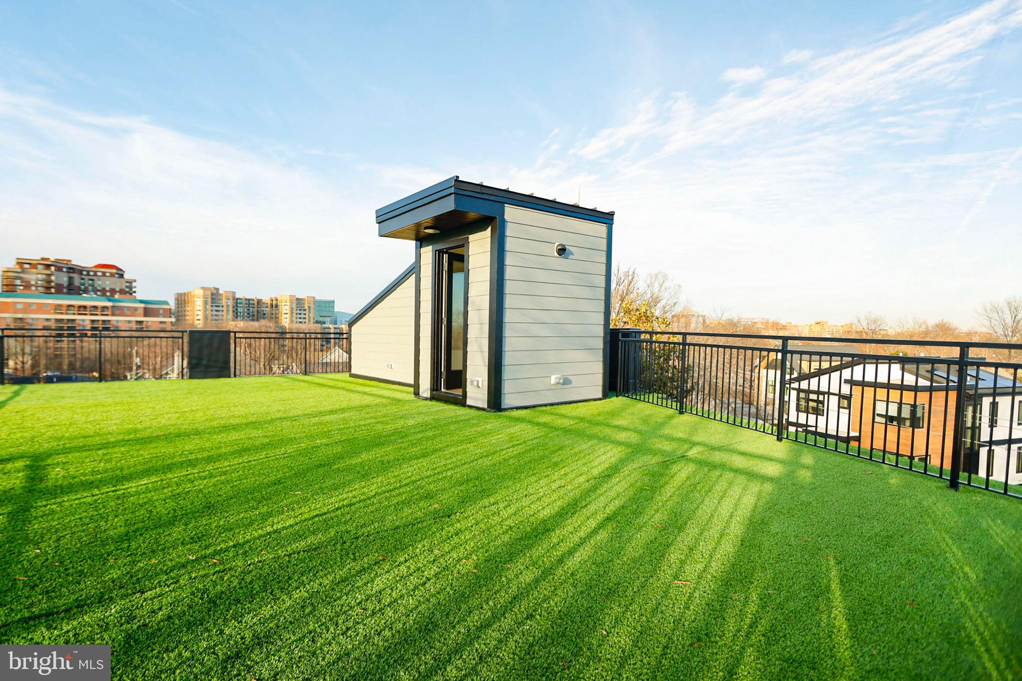 ASHTON HEIGHTS - Residential Lease