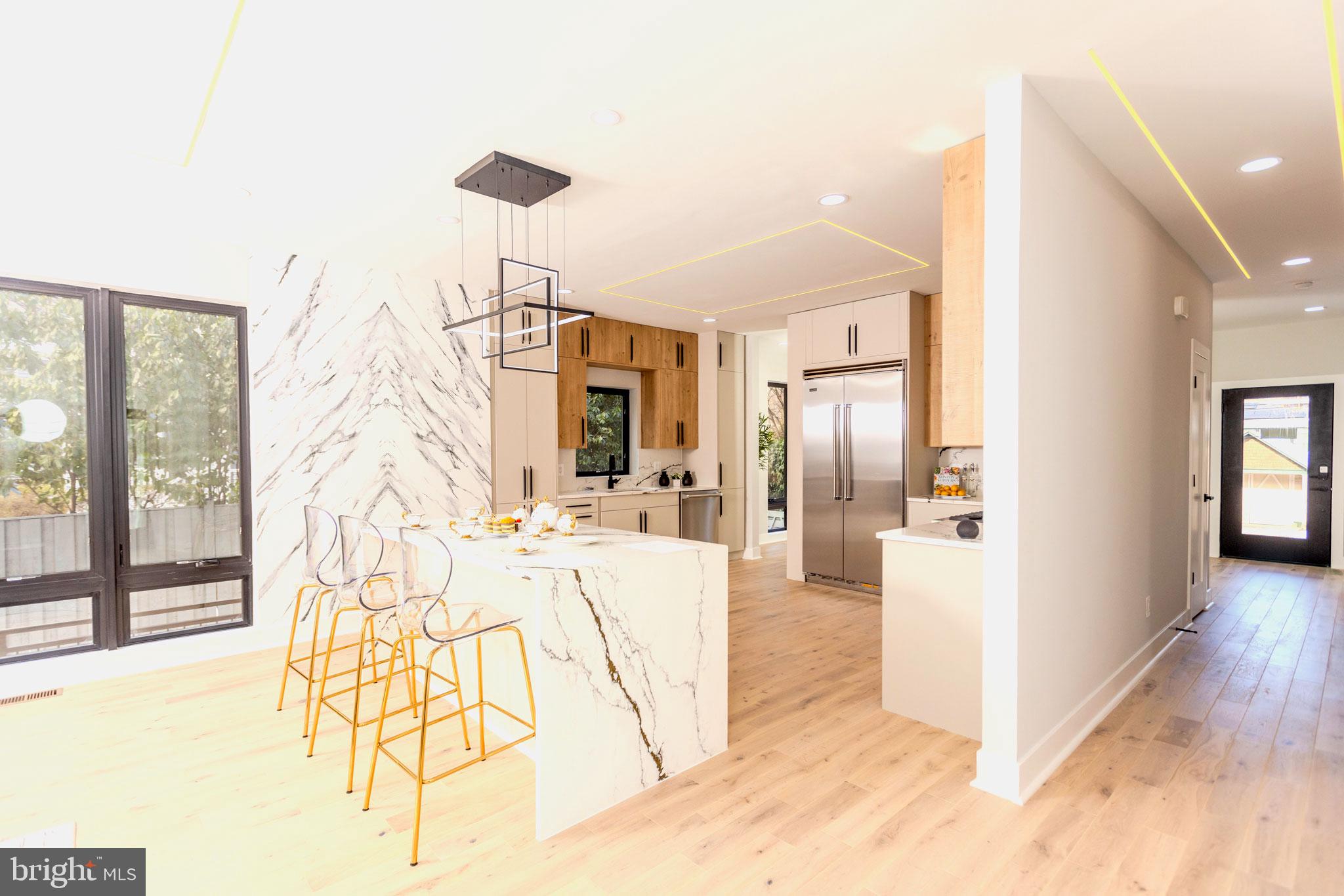 ASHTON HEIGHTS - Residential Lease