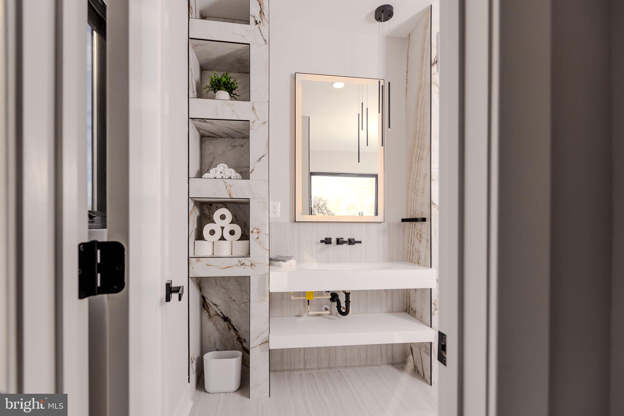 ASHTON HEIGHTS - Residential Lease