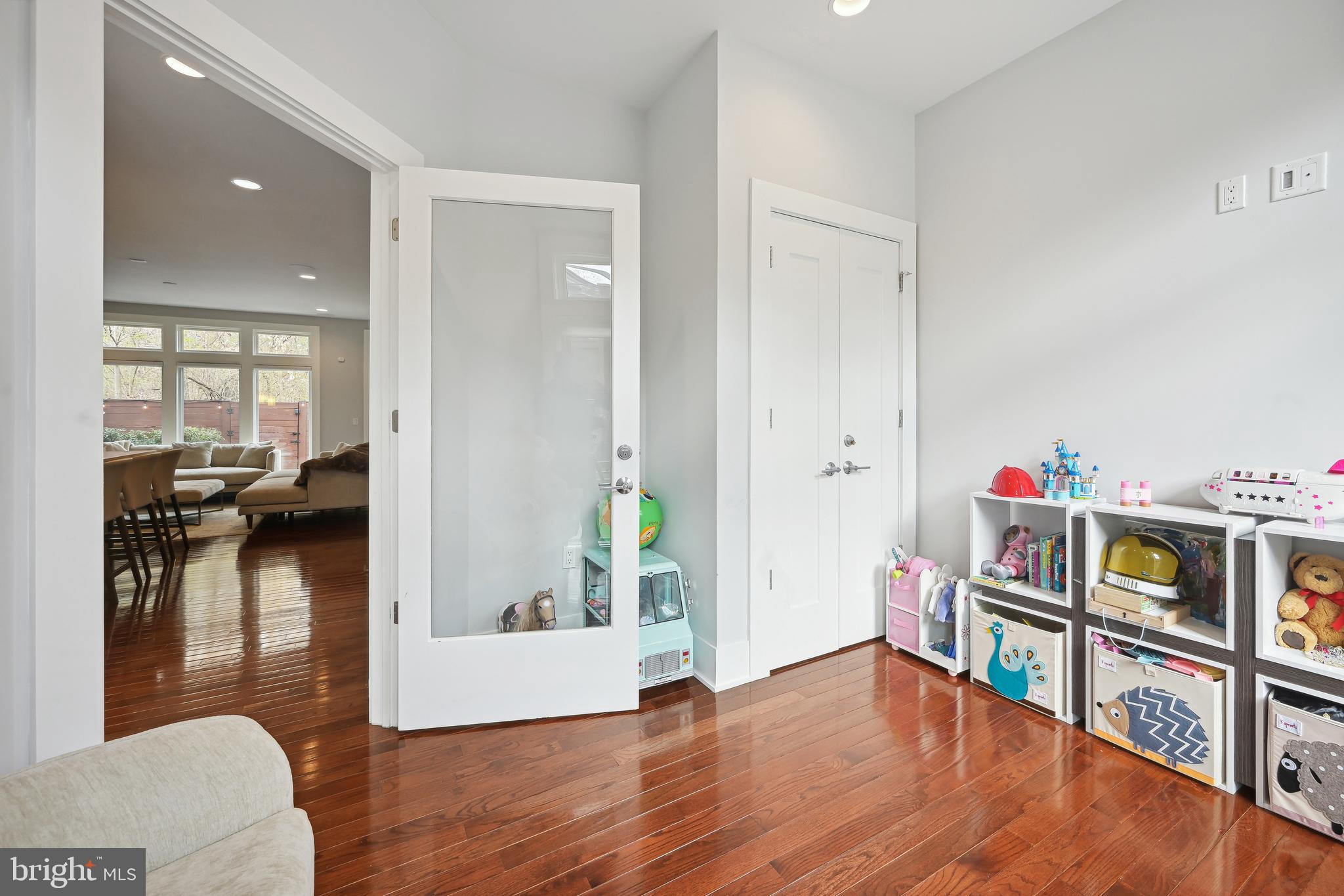 LITTLE FALLS PLACE - Residential