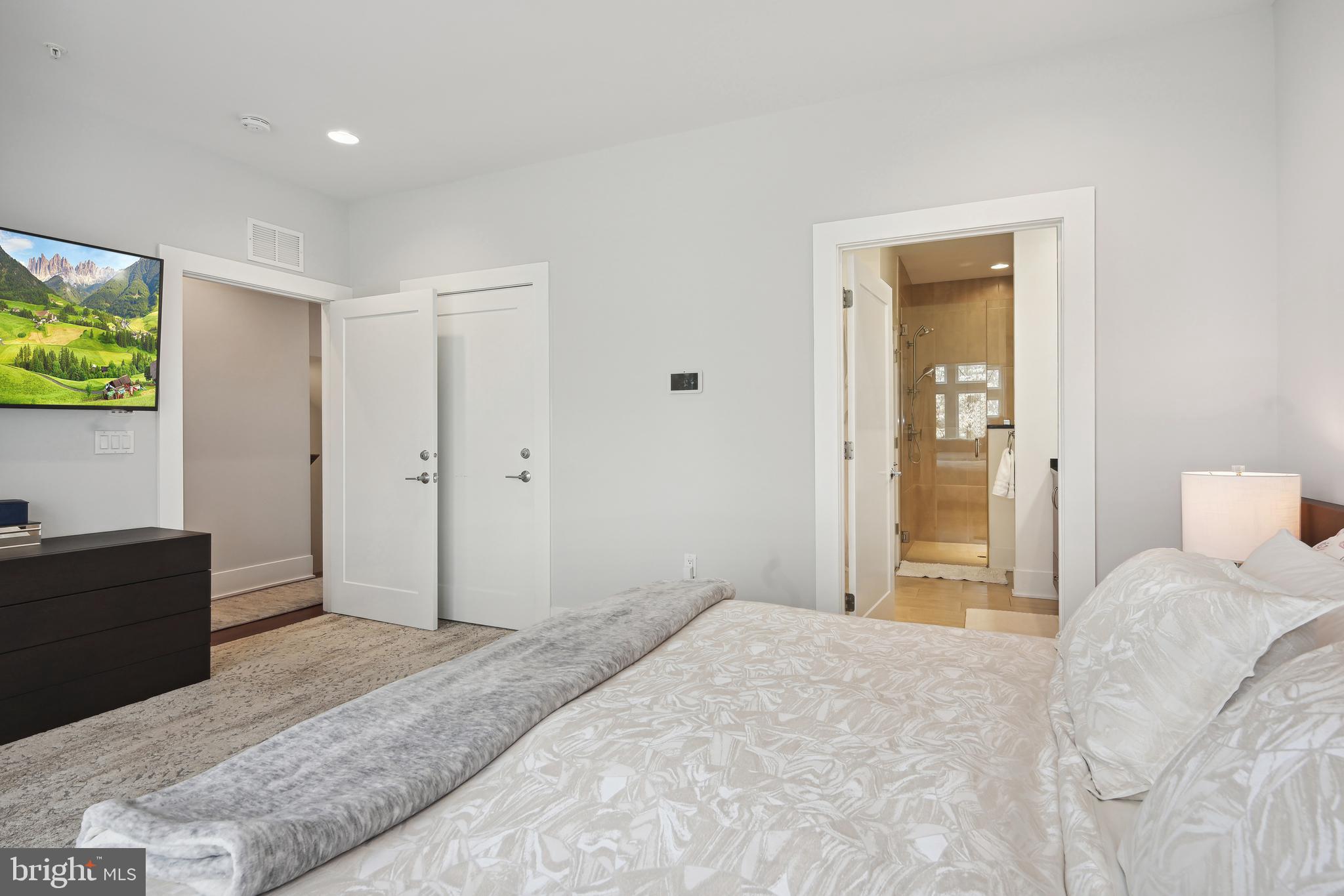 LITTLE FALLS PLACE - Residential