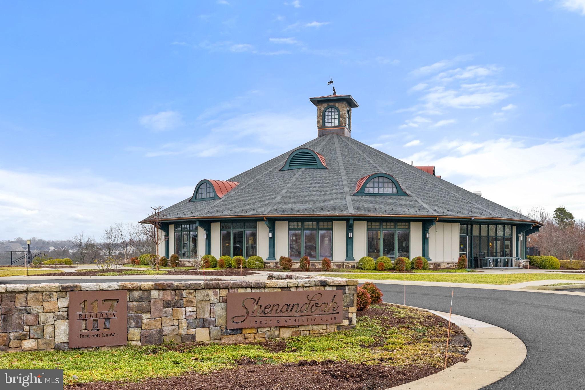 LAKE FREDERICK - Residential Lease