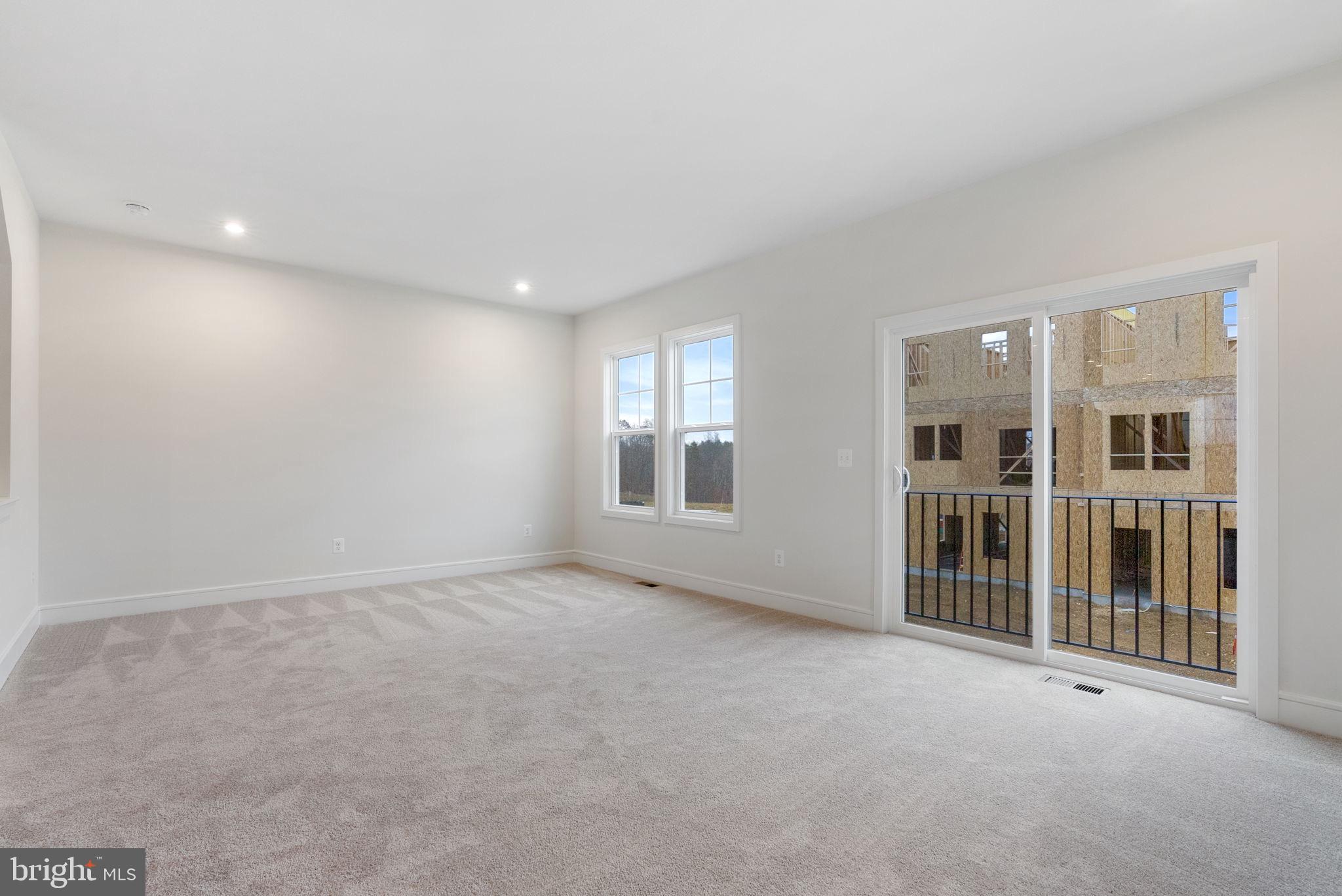 LAKE FREDERICK - Residential Lease