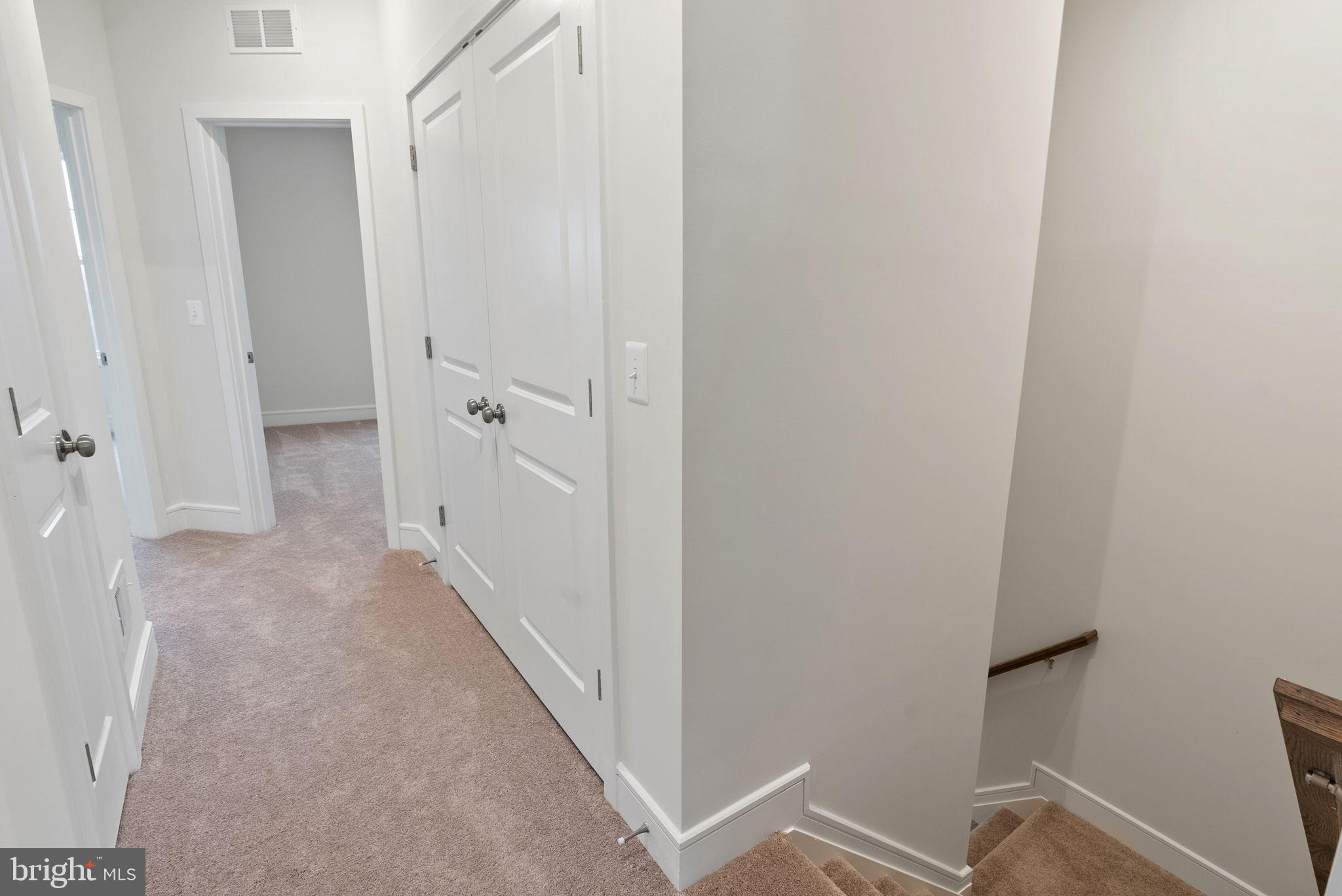 LAKE FREDERICK - Residential Lease