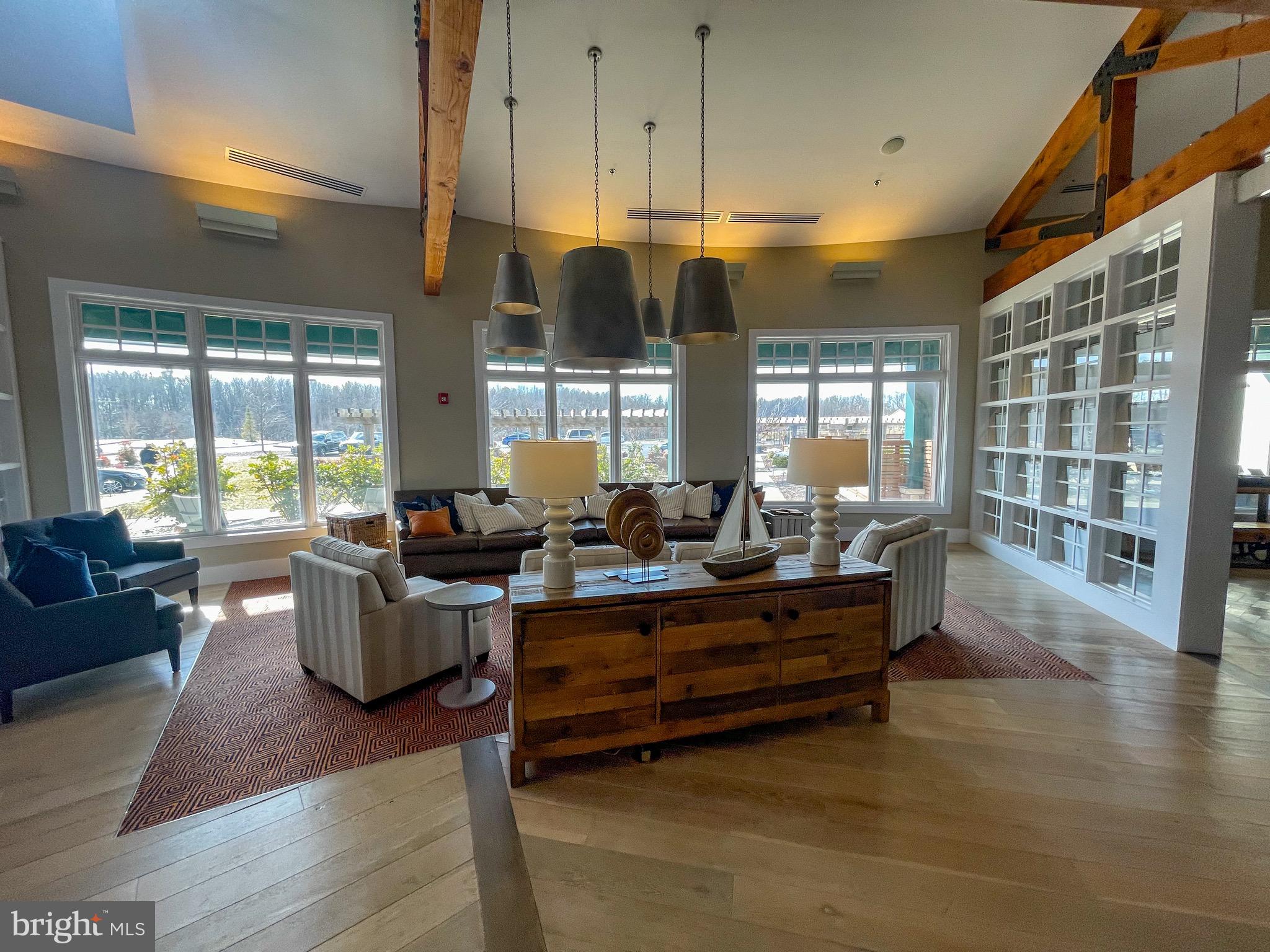 LAKE FREDERICK - Residential Lease