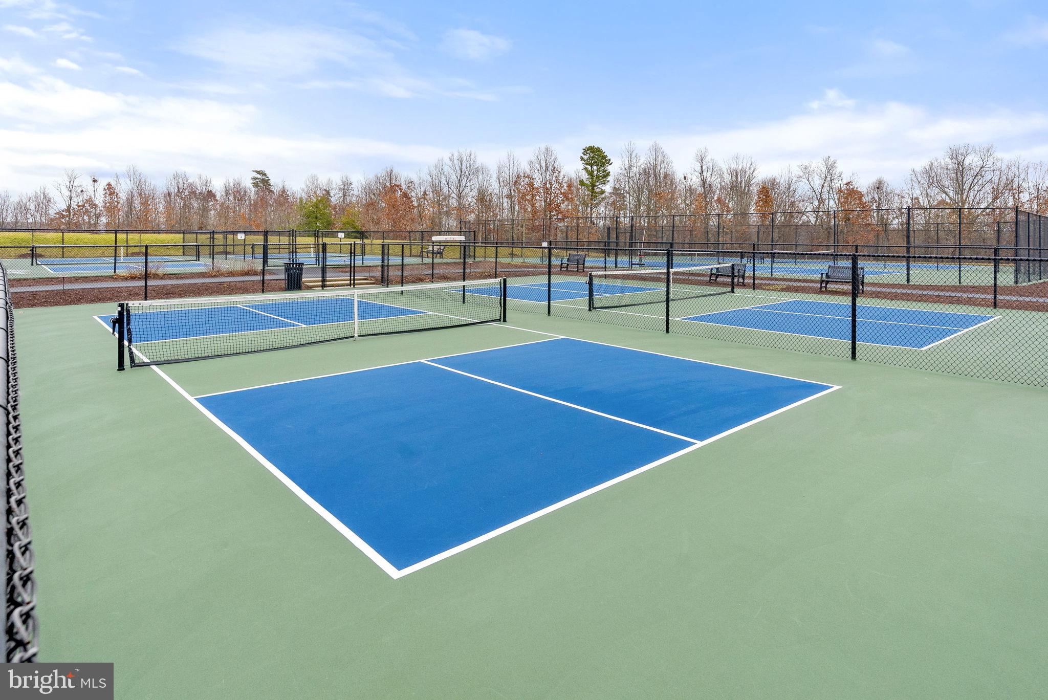 LAKE FREDERICK - Residential Lease