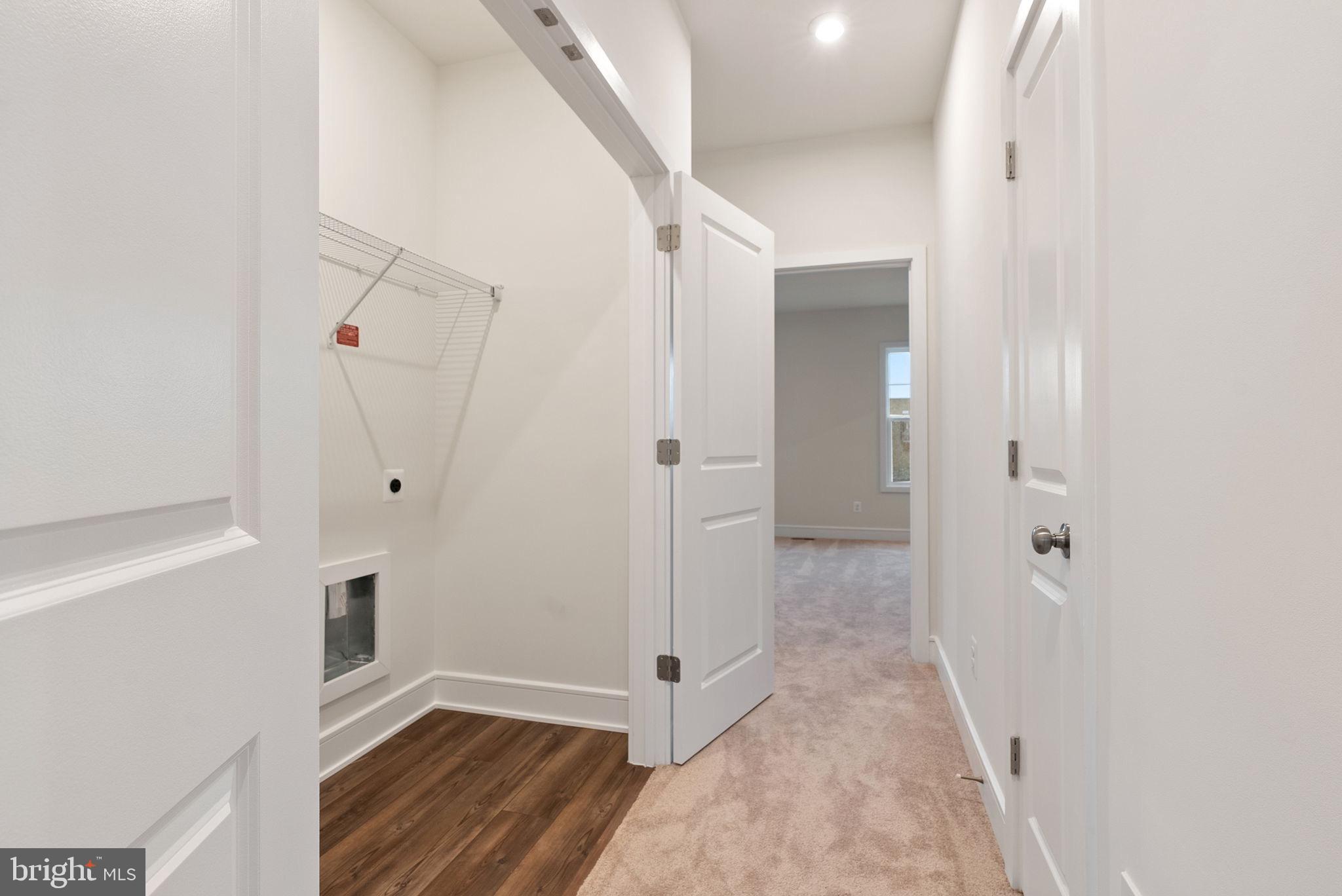 LAKE FREDERICK - Residential Lease