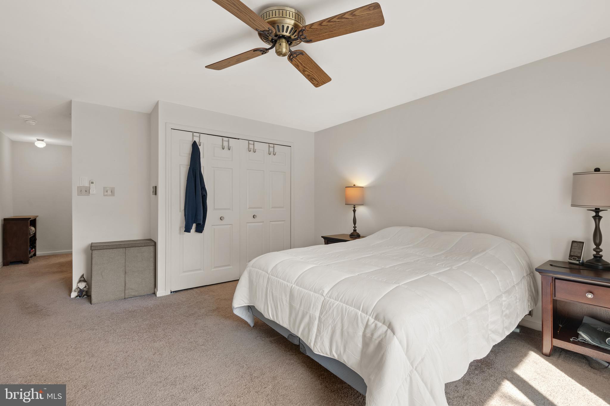 SILVER SPRING - Commercial Sale