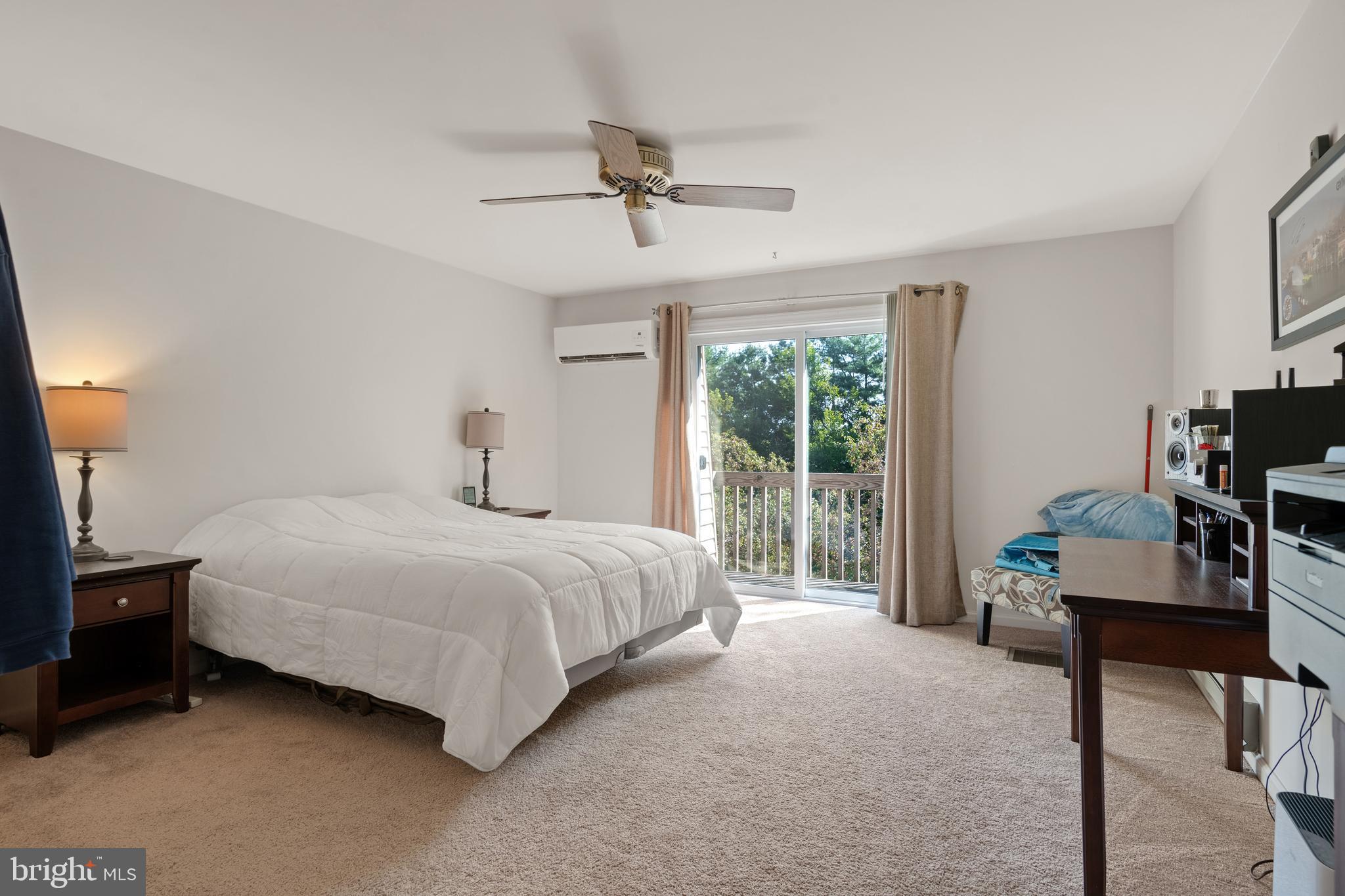 SILVER SPRING - Commercial Sale