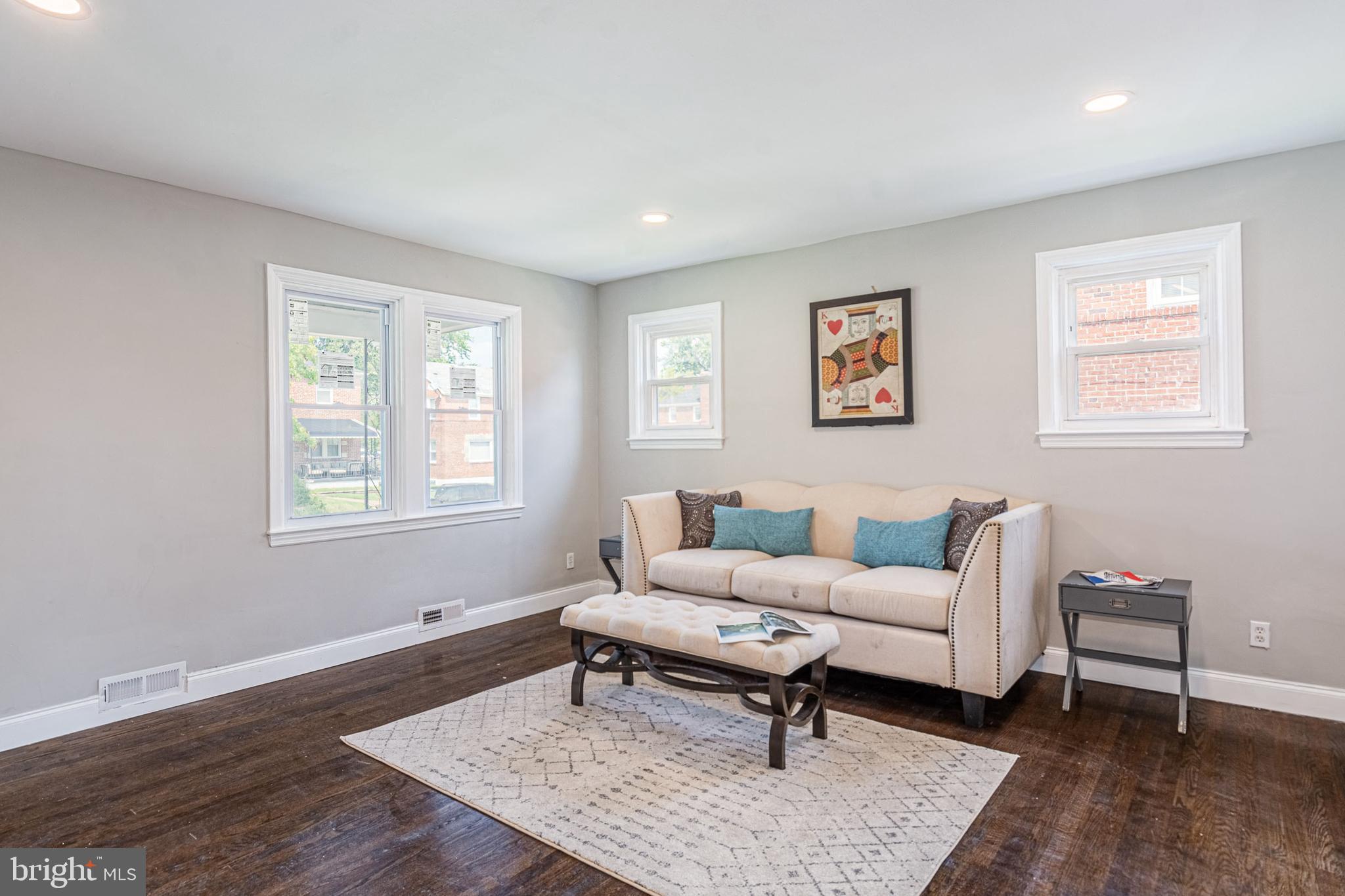 GARDENVILLE - Residential