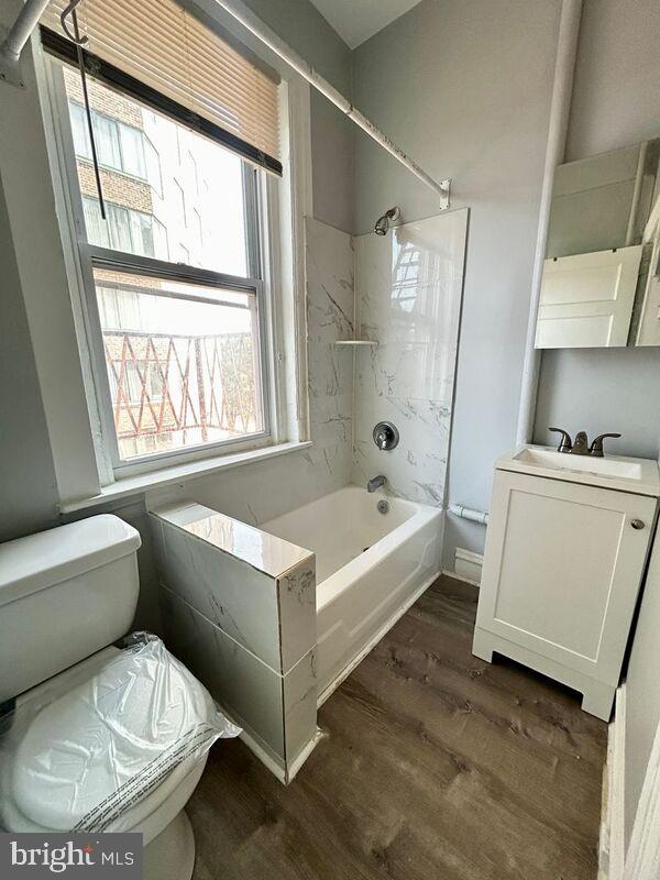 MOUNT VERNON PLACE HISTORIC DISTRICT - Residential Lease
