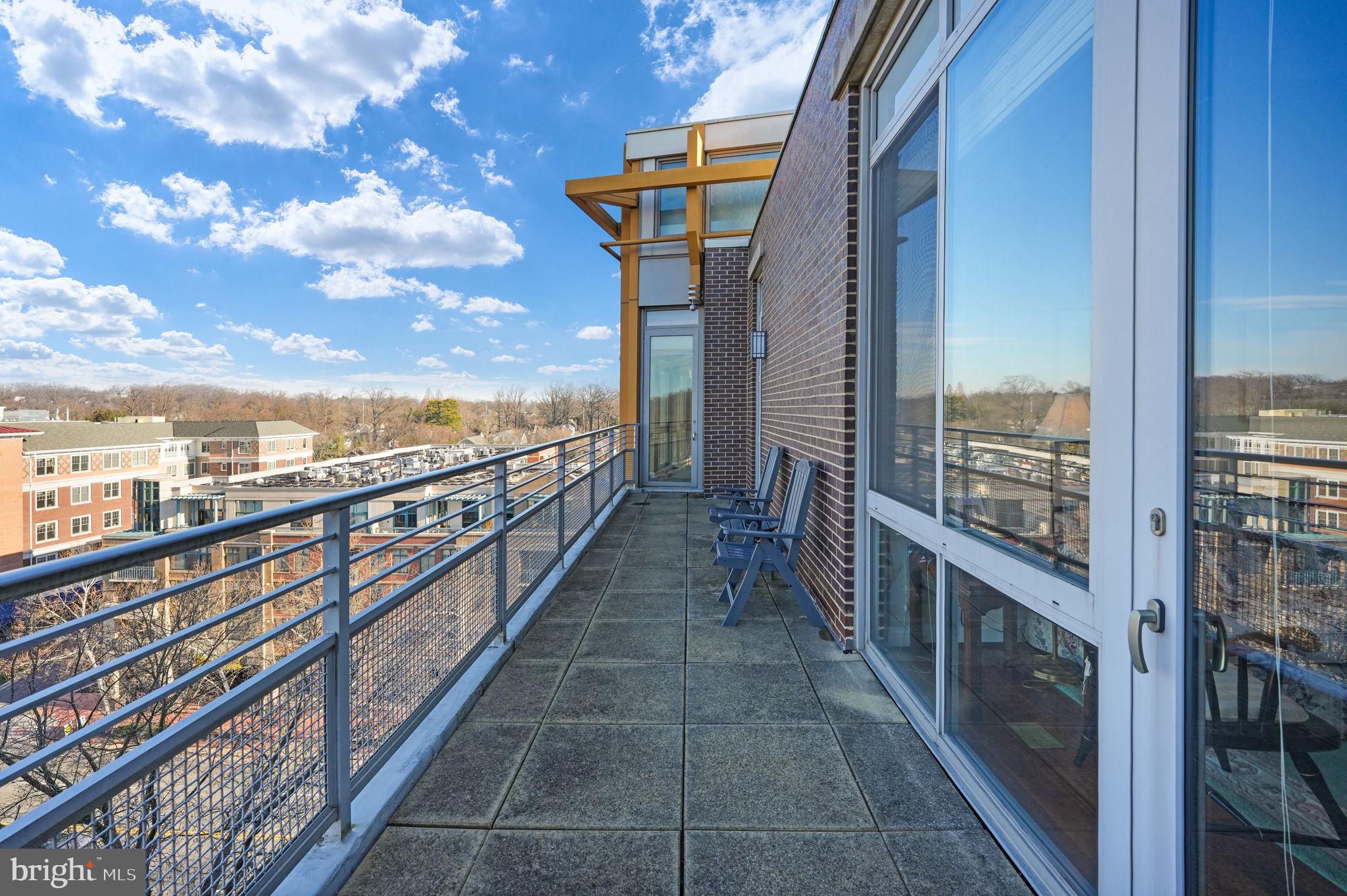 THE BYRON - Residential