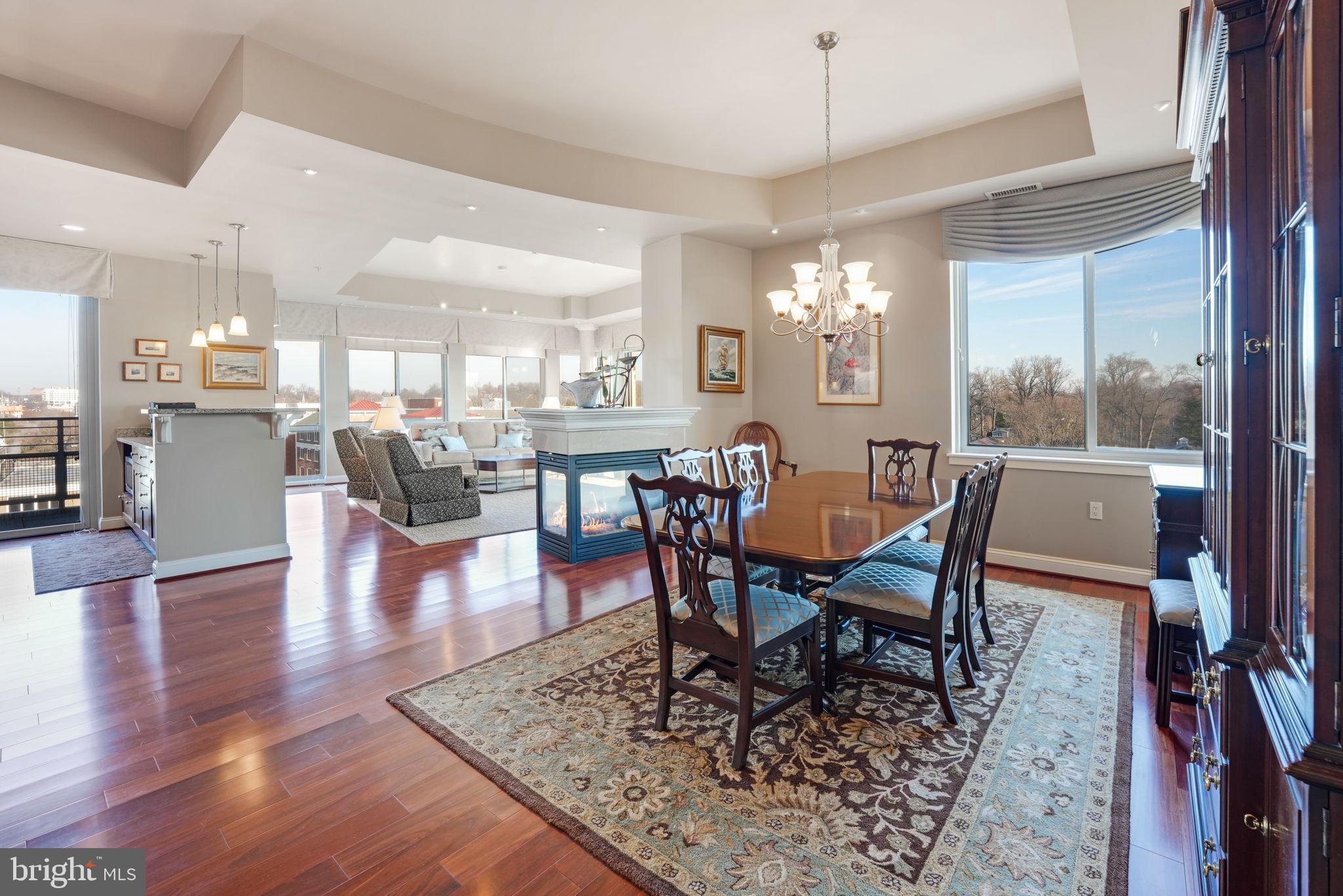 THE BYRON - Residential