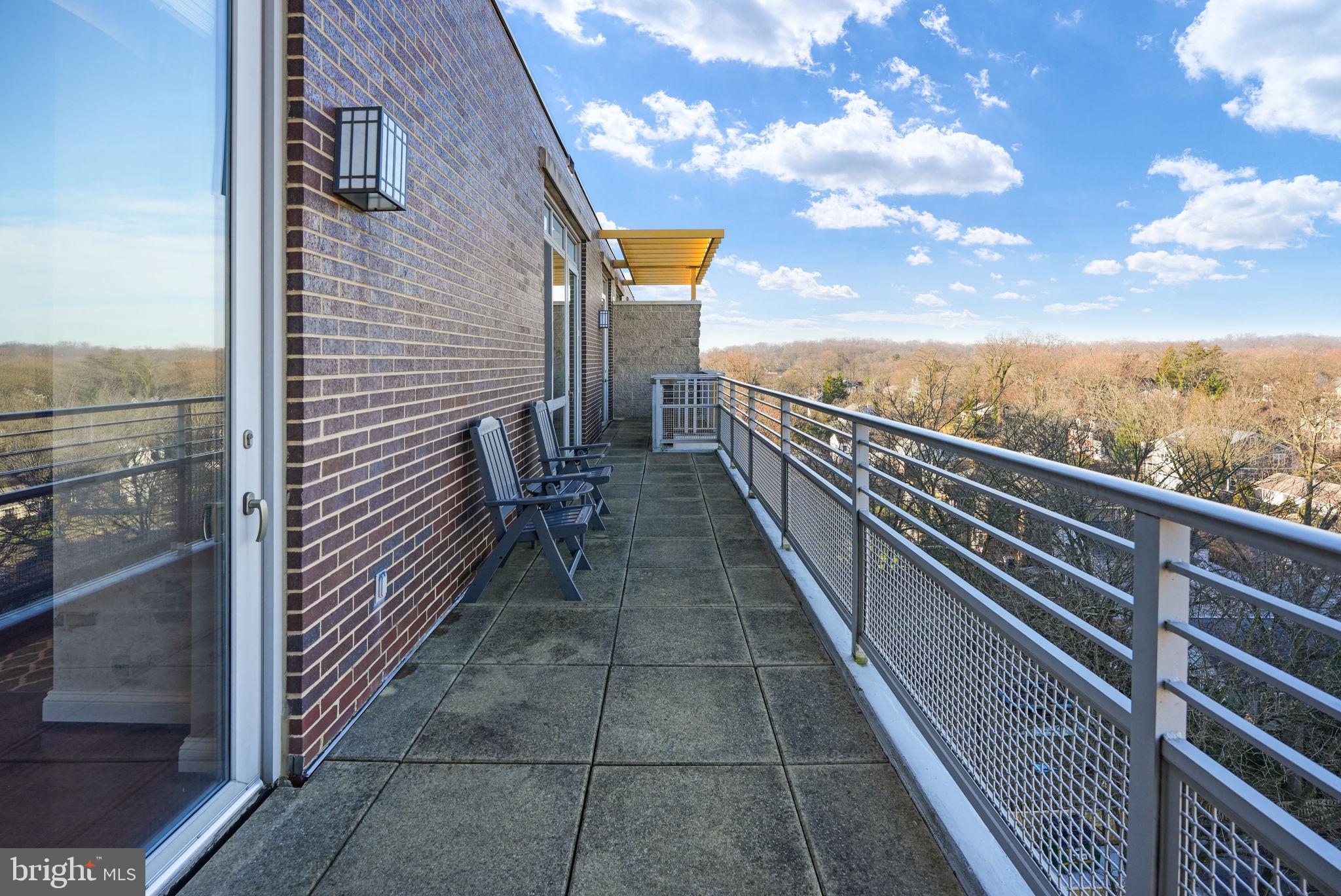 THE BYRON - Residential