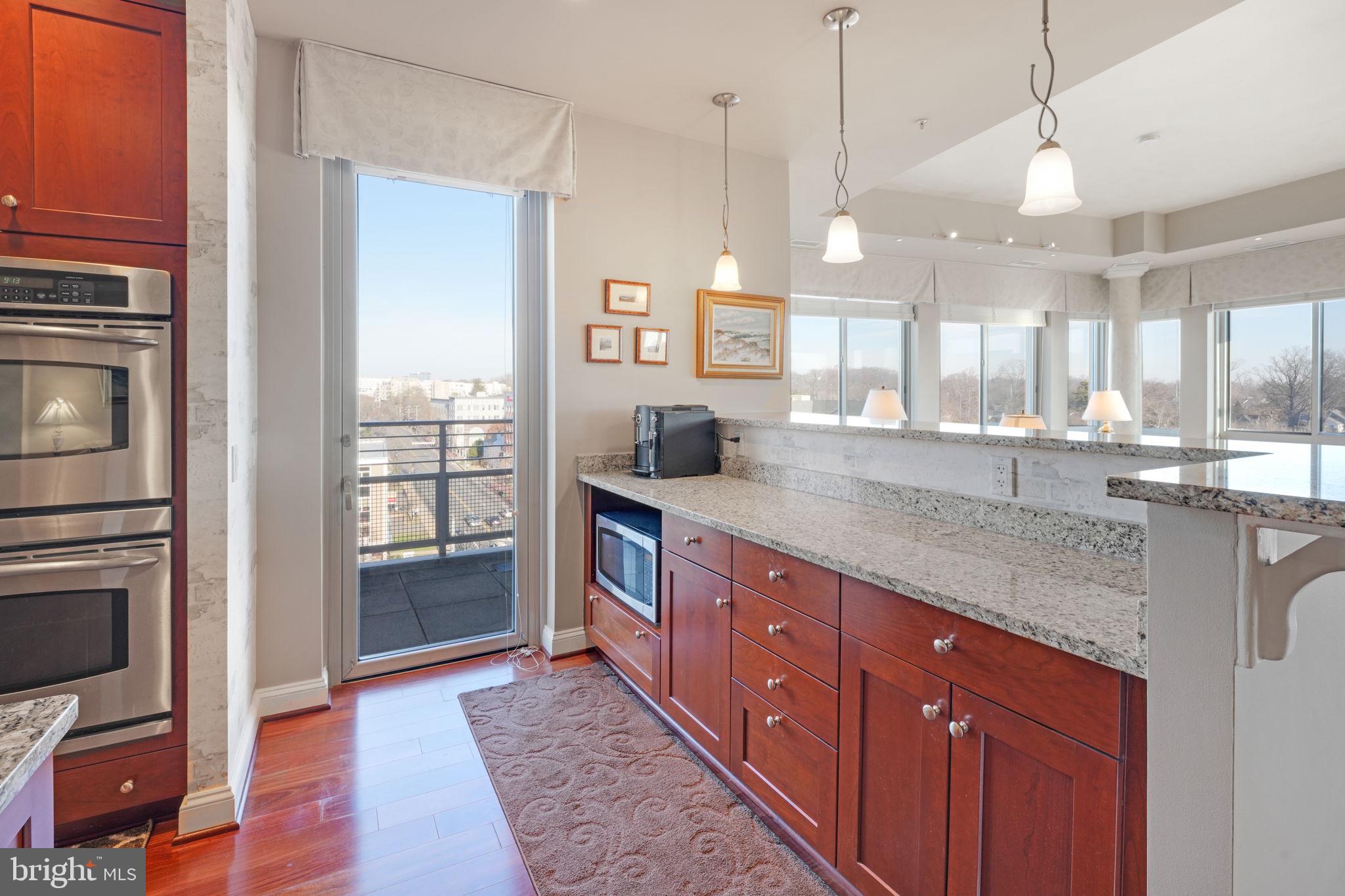 THE BYRON - Residential