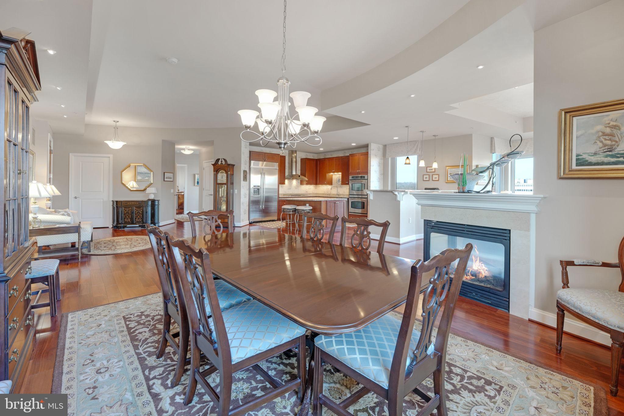 THE BYRON - Residential