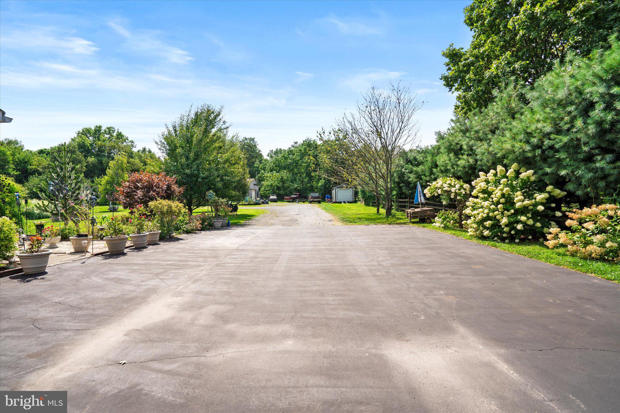 740 WINDSOR PERRINEVILLE ROAD