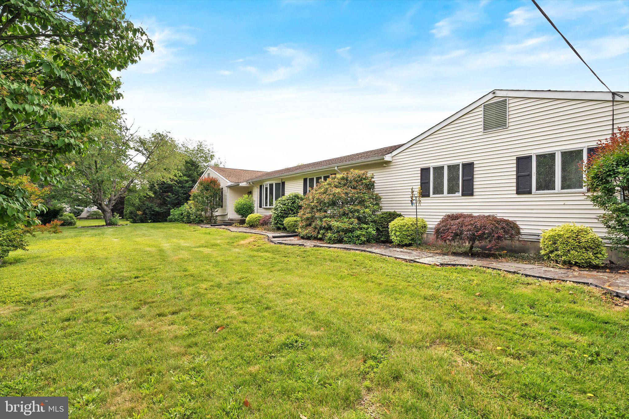 740 WINDSOR PERRINEVILLE ROAD