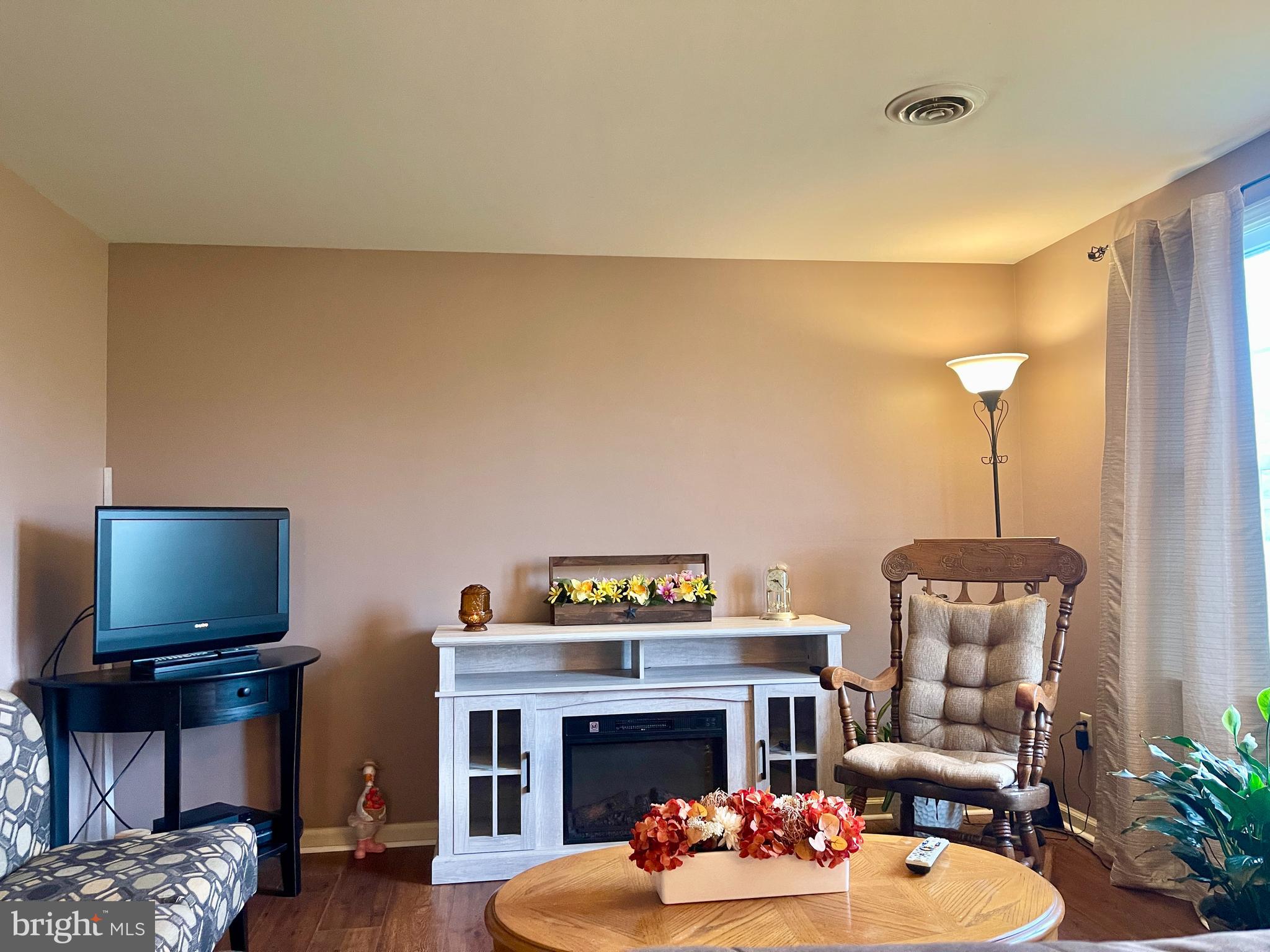 CROWN POINTE NORTH - Residential