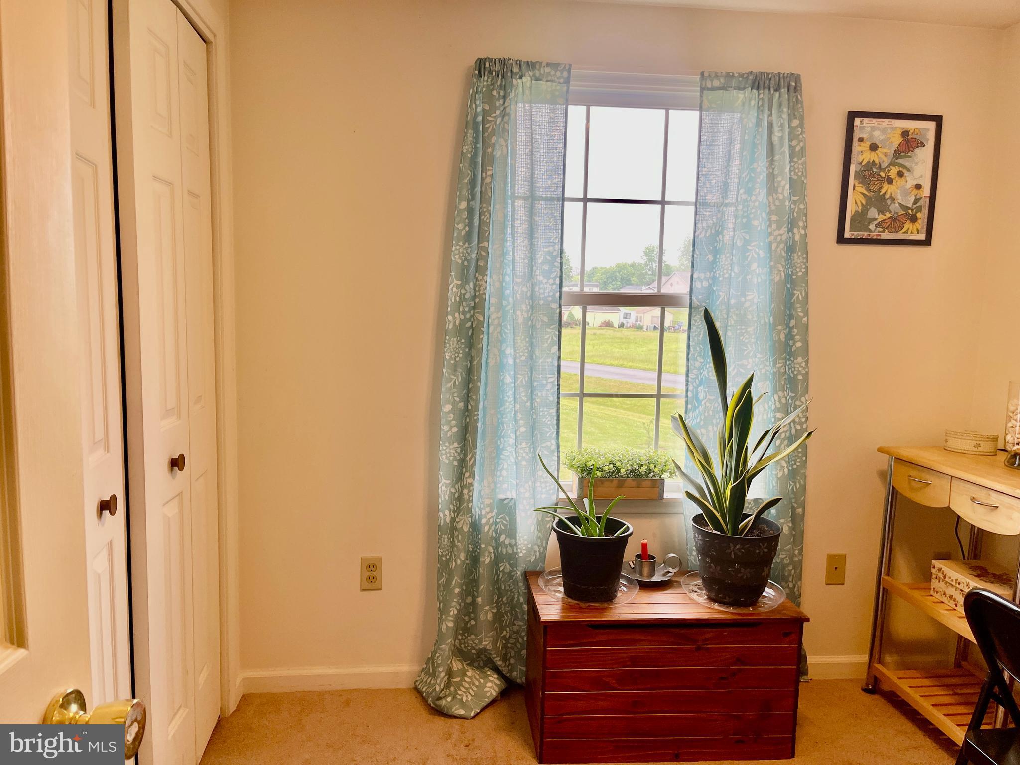 CROWN POINTE NORTH - Residential