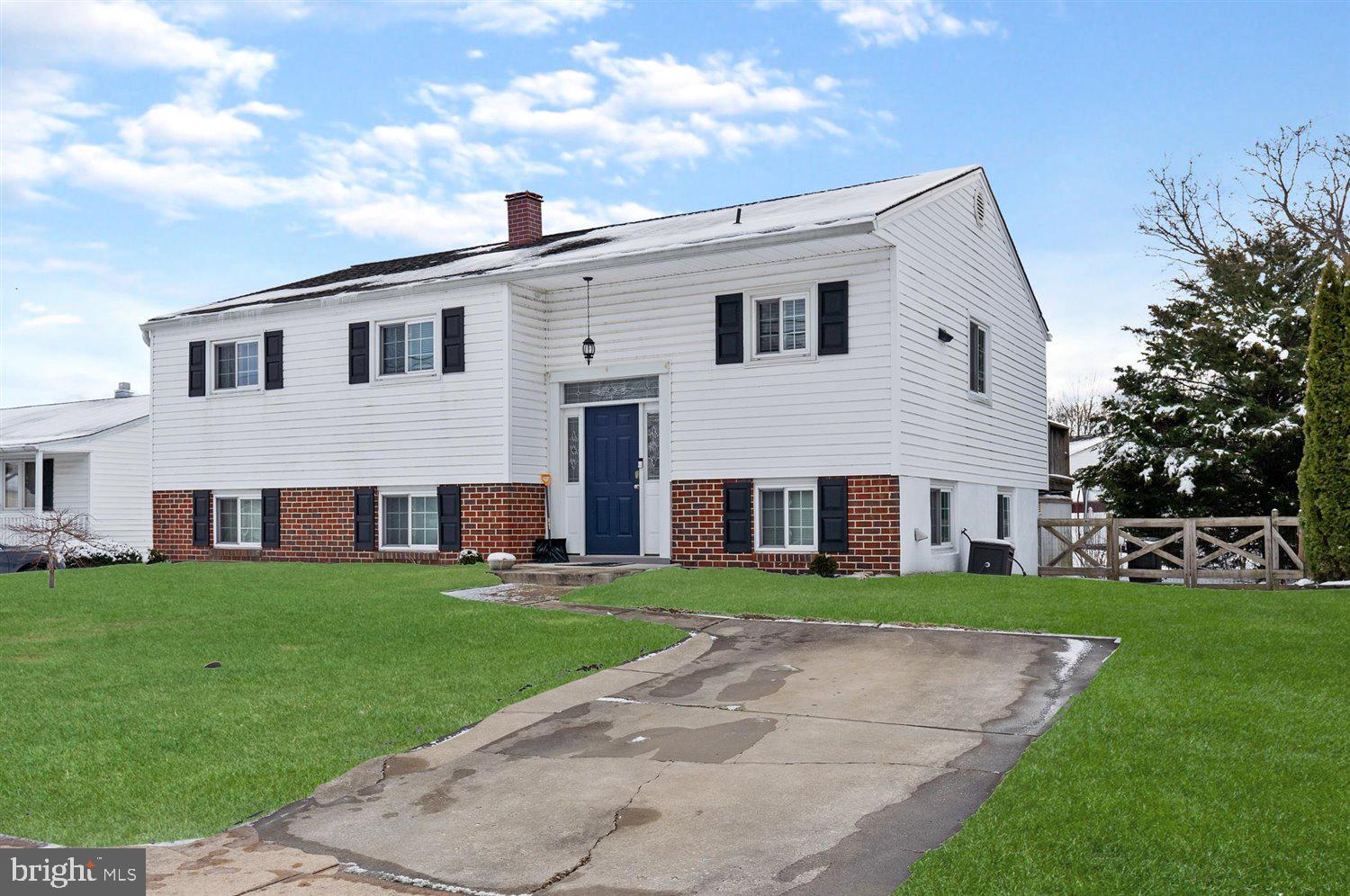 PERRY HALL VILLAGE - Residential