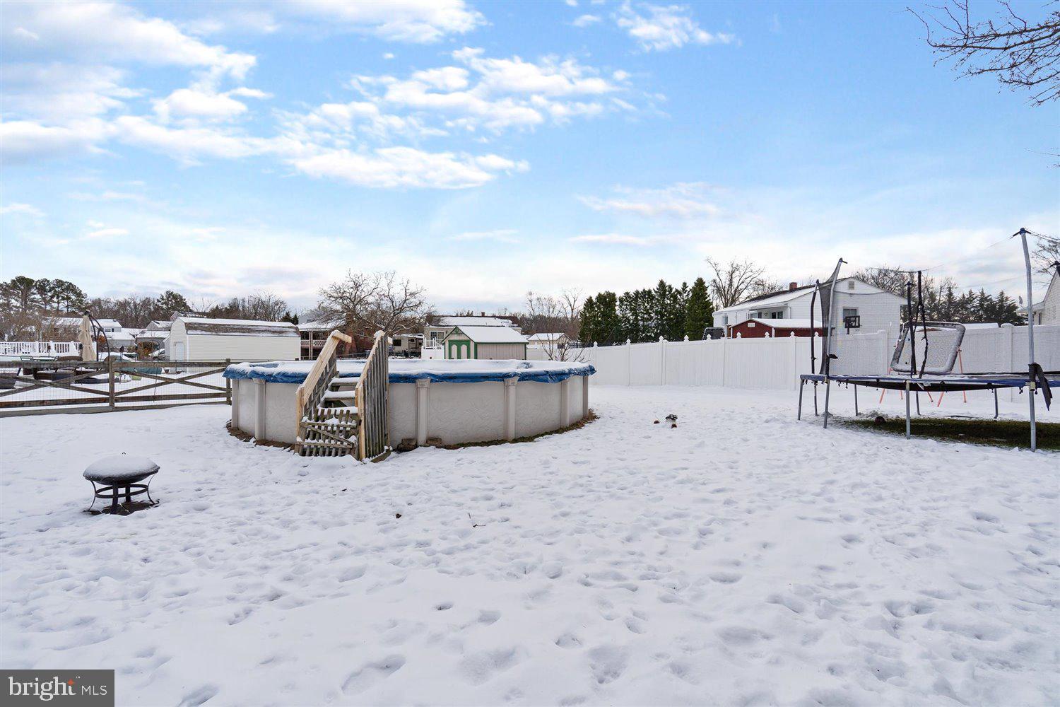 PERRY HALL VILLAGE - Residential