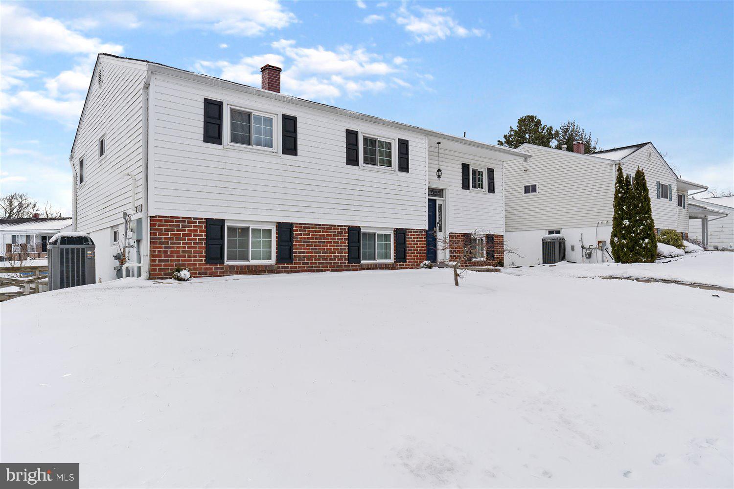 PERRY HALL VILLAGE - Residential