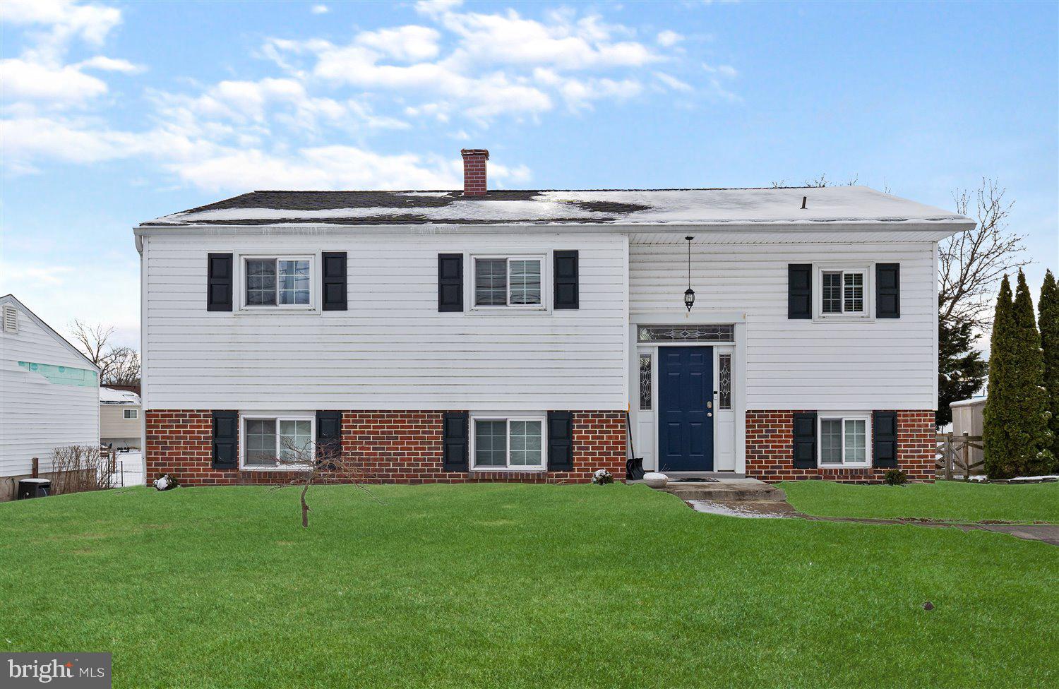 PERRY HALL VILLAGE - Residential