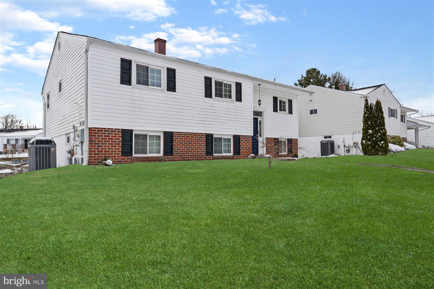 PERRY HALL VILLAGE - Residential