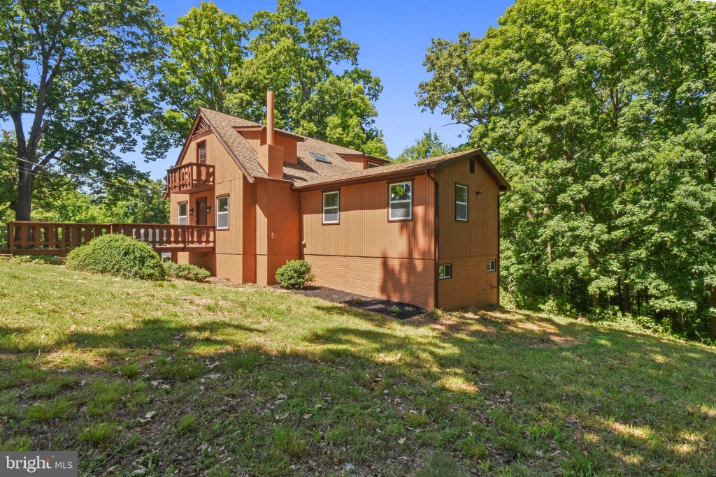 Photo of 163 Apple Way, FRONT ROYAL, VA 22630 (MLS # VAWR2014498)