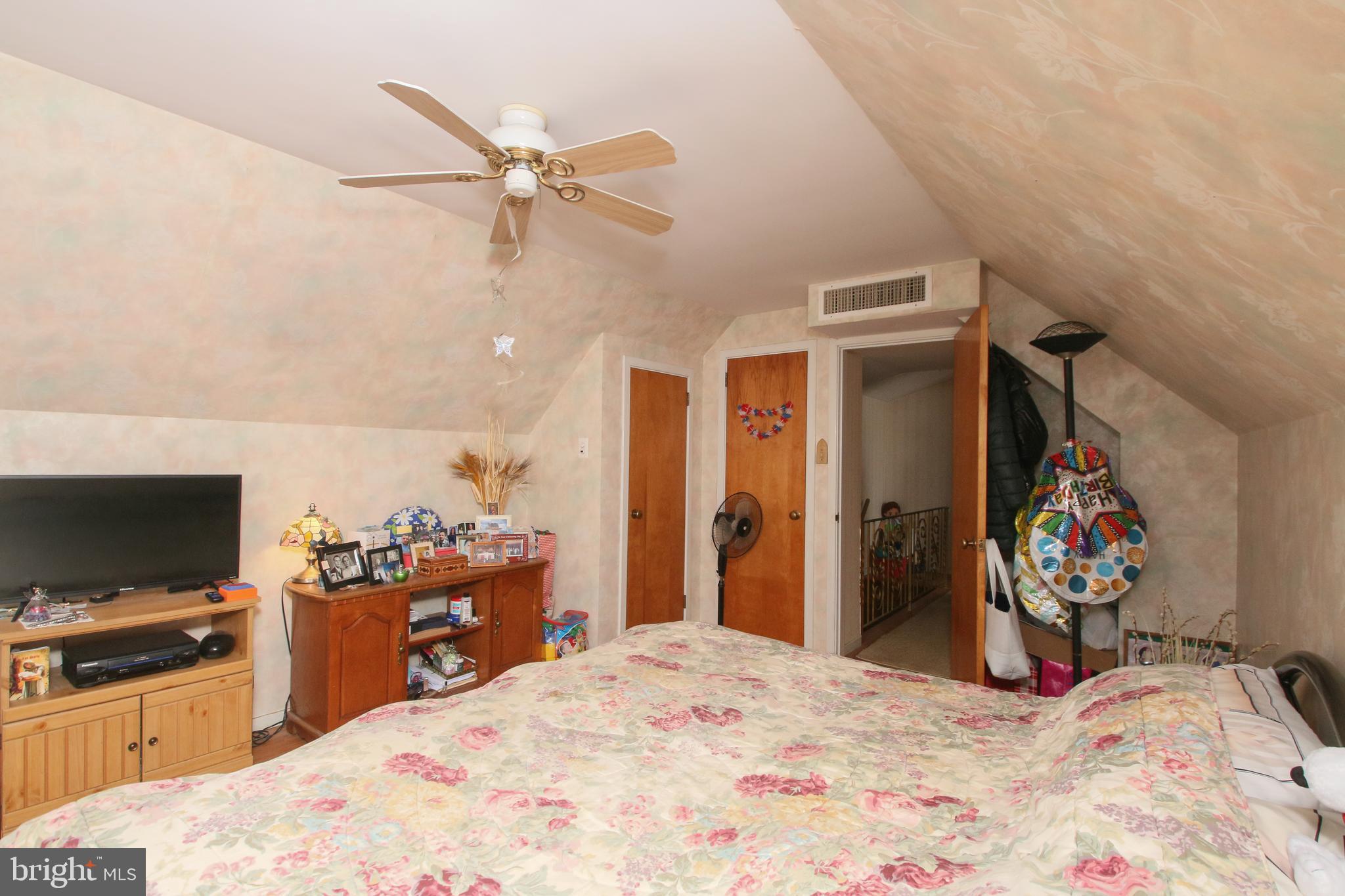 RHAWNHURST - Residential