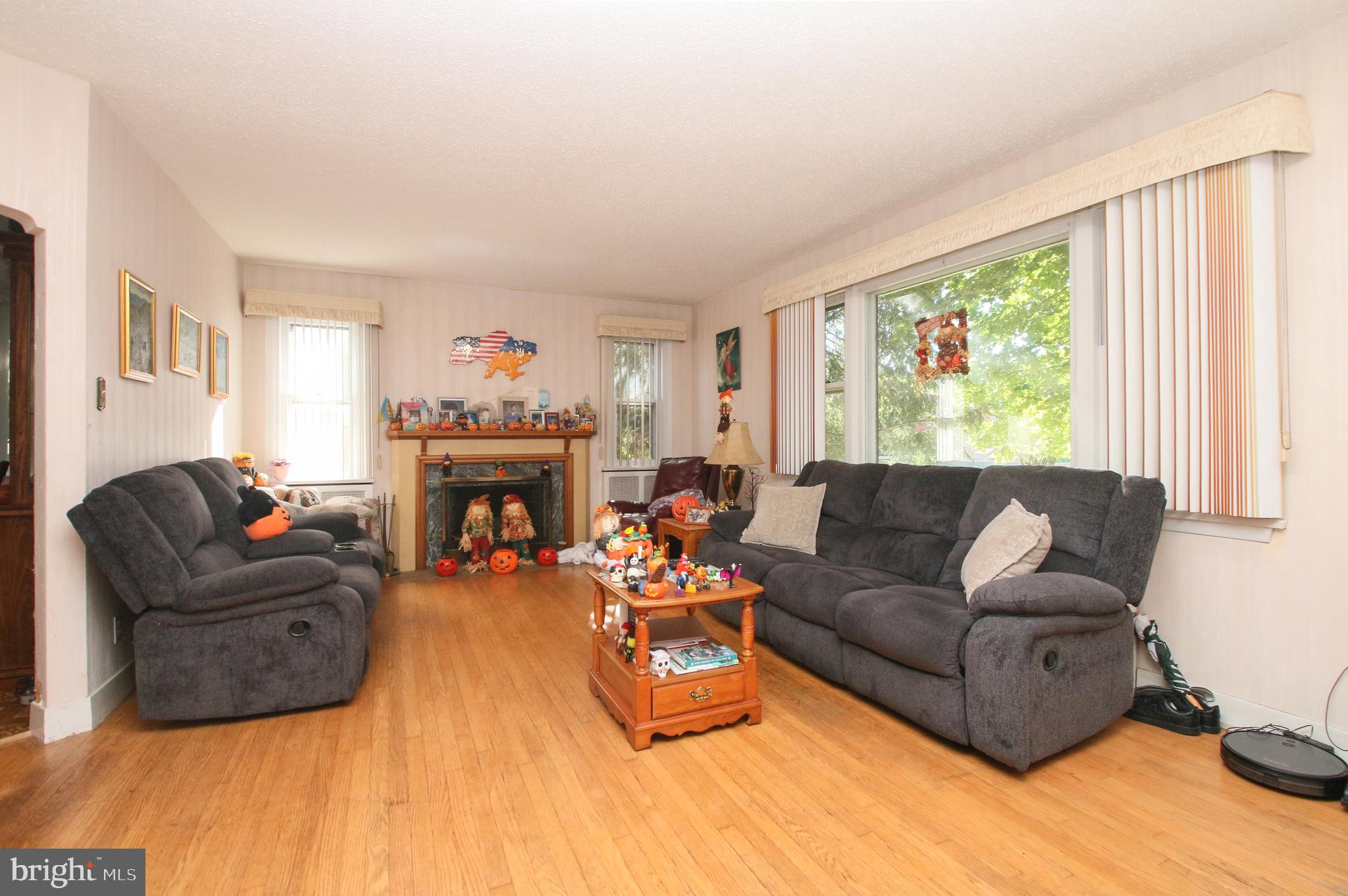 RHAWNHURST - Residential