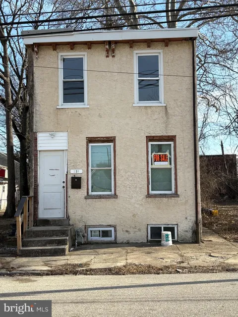 337 E 10th Street, Chester, PA MLS: PADE2084710