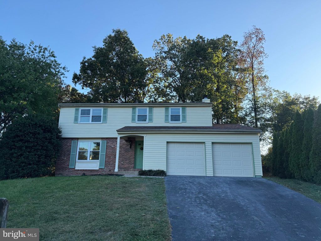 Photo of 1741 Whitewood Lane, HERNDON, VA 20170 (MLS # VAFX2273166)