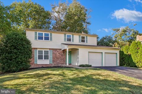 1741 WHITEWOOD LANE HERNDON VA 20170