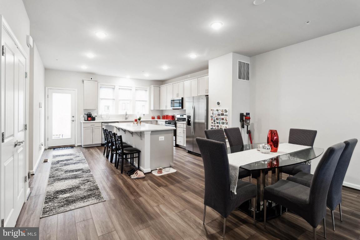 WATERSHED - Residential Lease