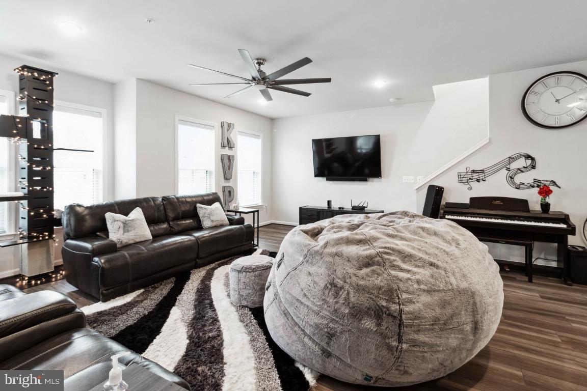 WATERSHED - Residential Lease