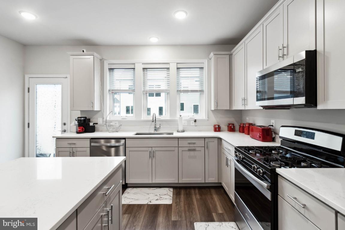 WATERSHED - Residential Lease