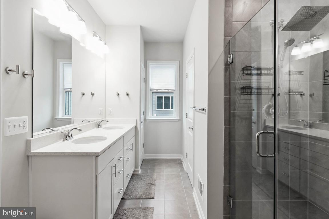 WATERSHED - Residential Lease