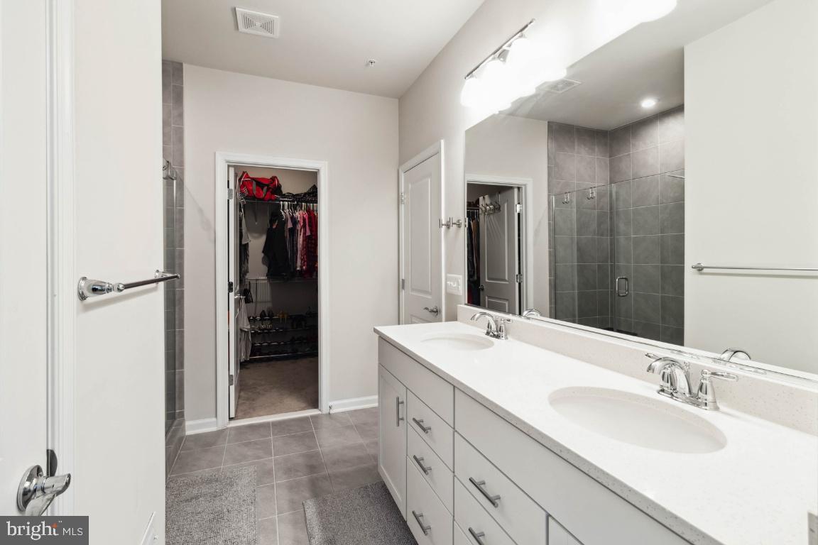 WATERSHED - Residential Lease