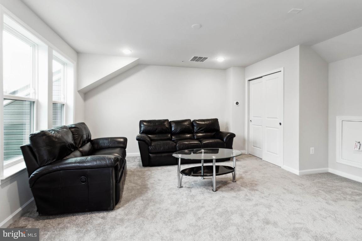 WATERSHED - Residential Lease