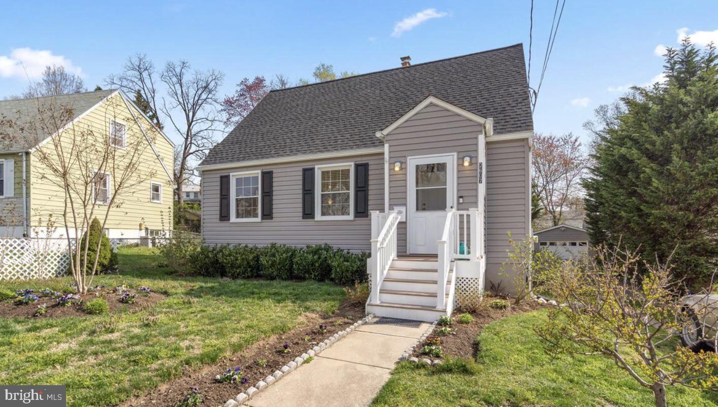 GLENMONT VILLAGE - Residential Lease