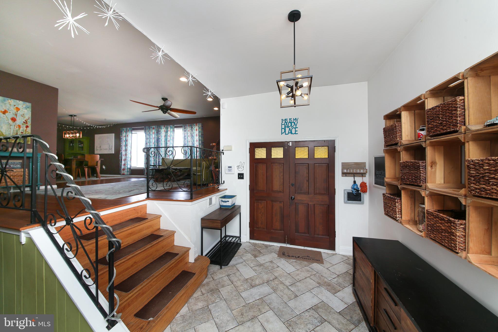 712 MOURNING DOVE ROAD