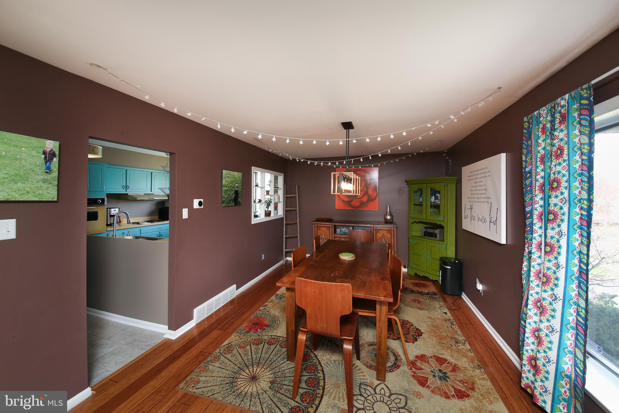 712 MOURNING DOVE ROAD