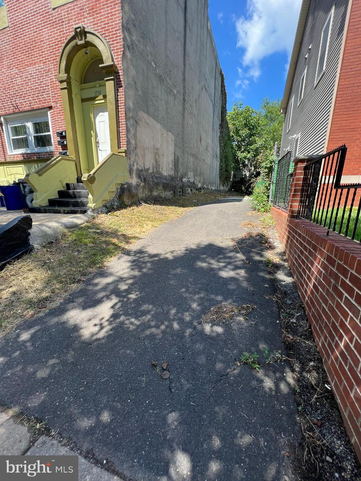 NORTH CENTRAL - Residential Lease