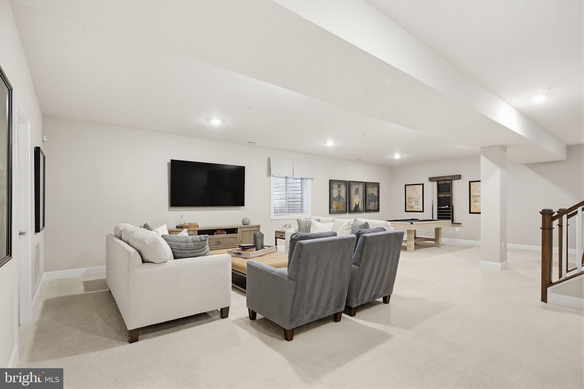 BLOOMFIELDS - Residential