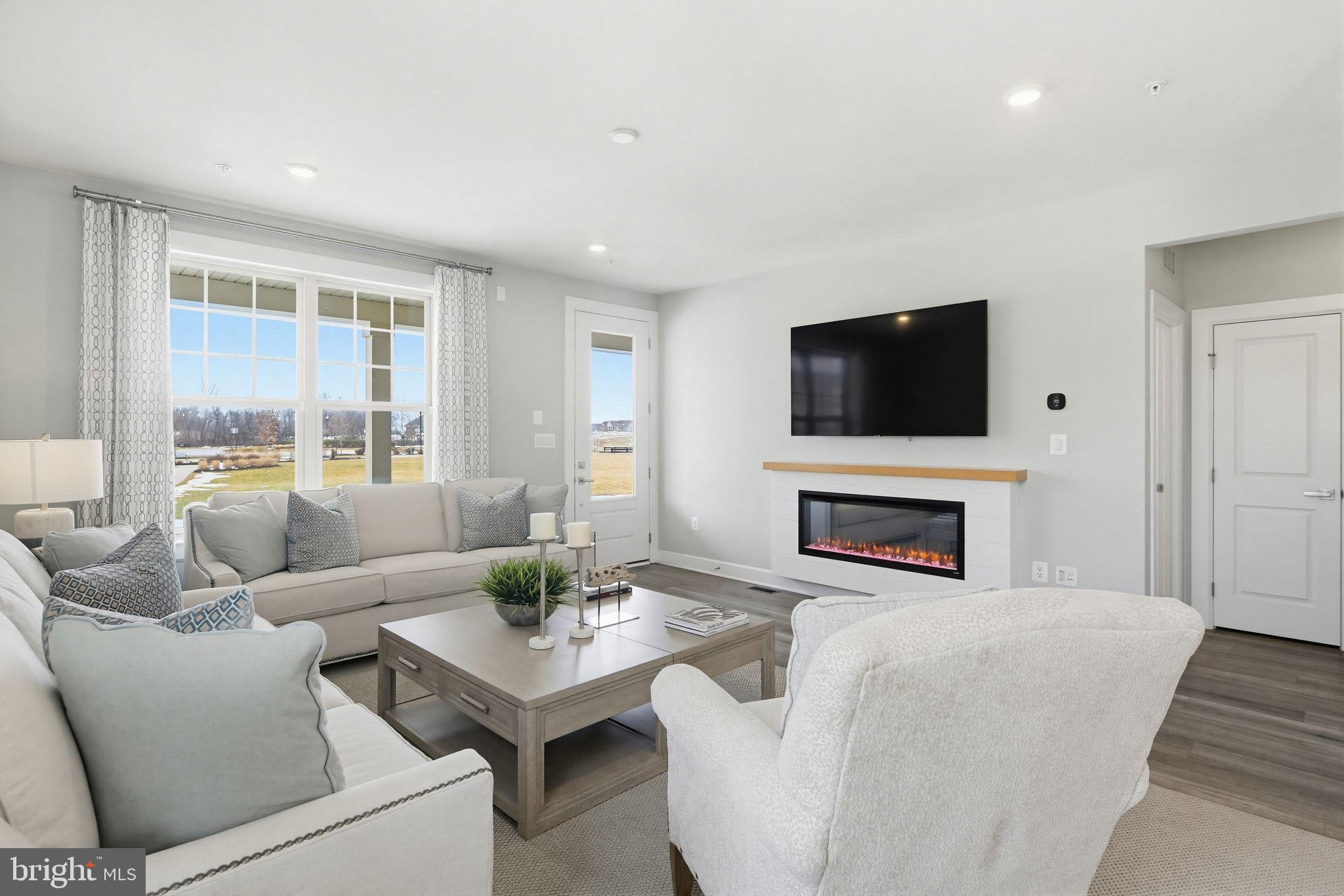 BLOOMFIELDS - Residential