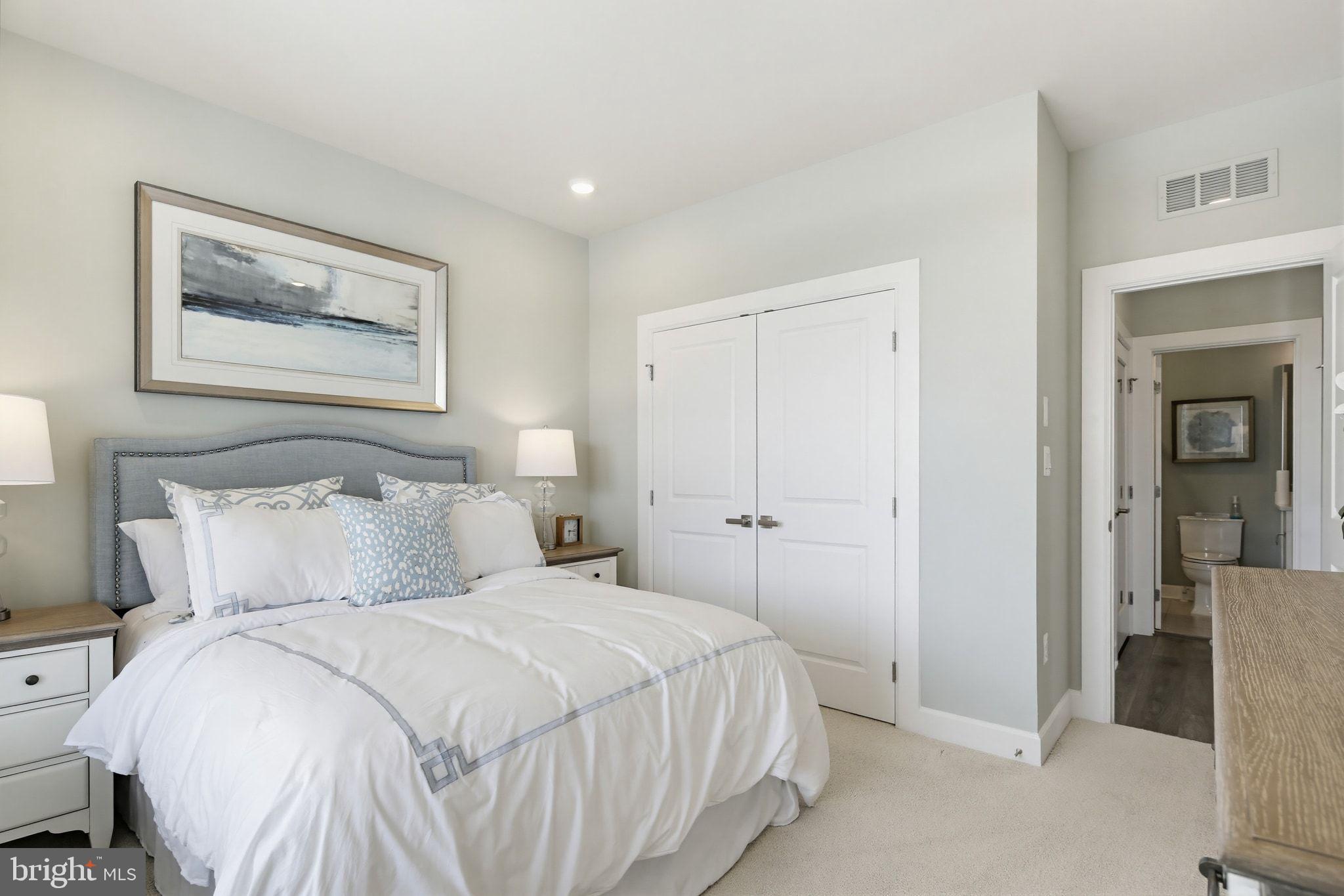 BLOOMFIELDS - Residential