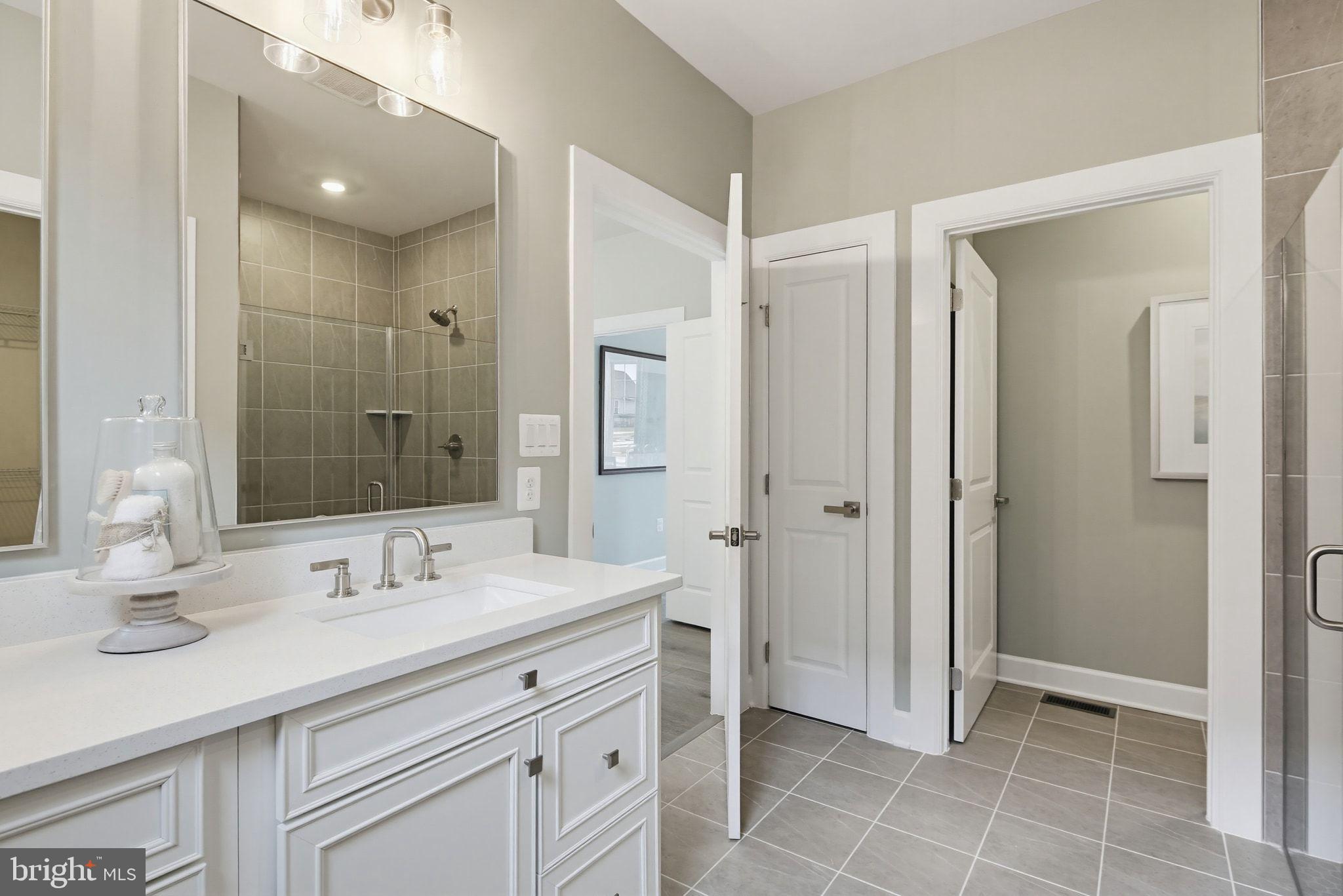 BLOOMFIELDS - Residential